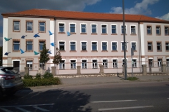 Utcafrontról